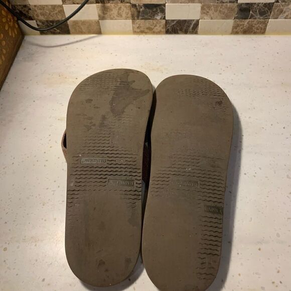 Rainbow Flop Flops - Picture 4 of 4